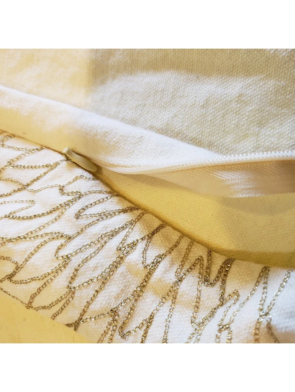 Calvin Klein Throw Pillow Covers QTY 2 Pale Yellow Gold Metallic Thread Flowers
